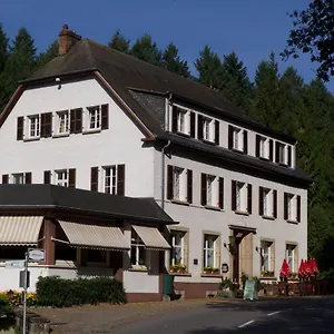 hostellerie-de-la-vallee.luxembourghotelsguide.com/